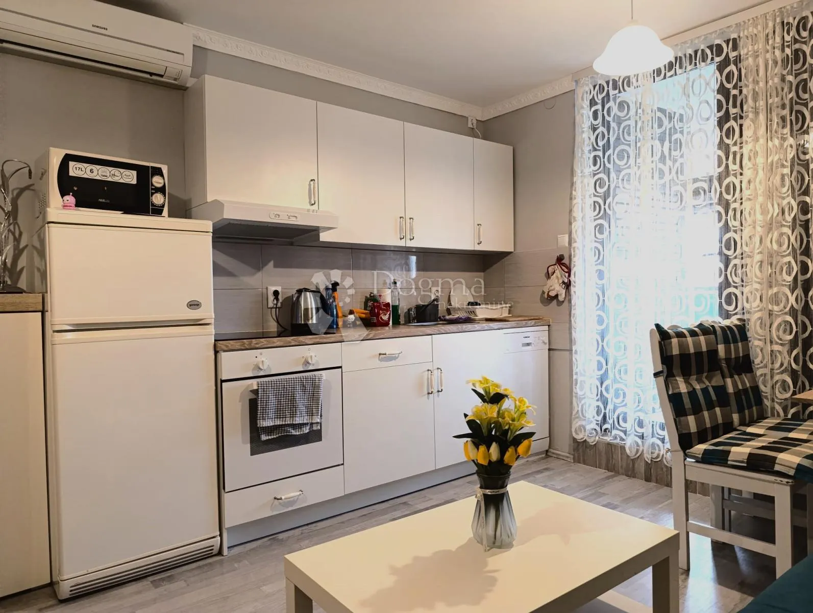 duga uvala – lijep apartman s velikom terasom 150 m od mora - slika 7