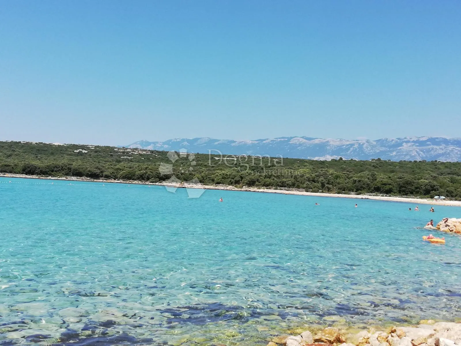 luksuzna novogradnja - 2s+db stan u novalji, blizu plaže - slika 7