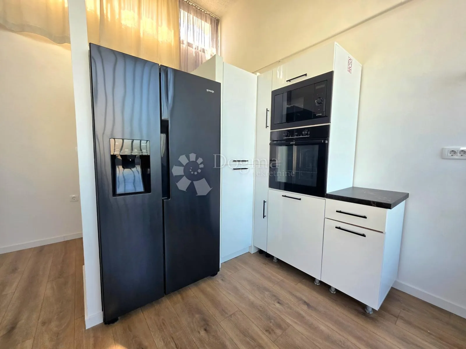 prodaja, stan, karlovac, nkp 50m² + 20m² terase, grabrik - slika 6