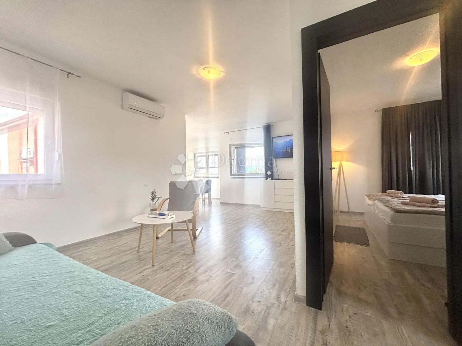 sofisticirana vila nadomak mora s 5 jedinica i investicijskim potencijalom - slika 15