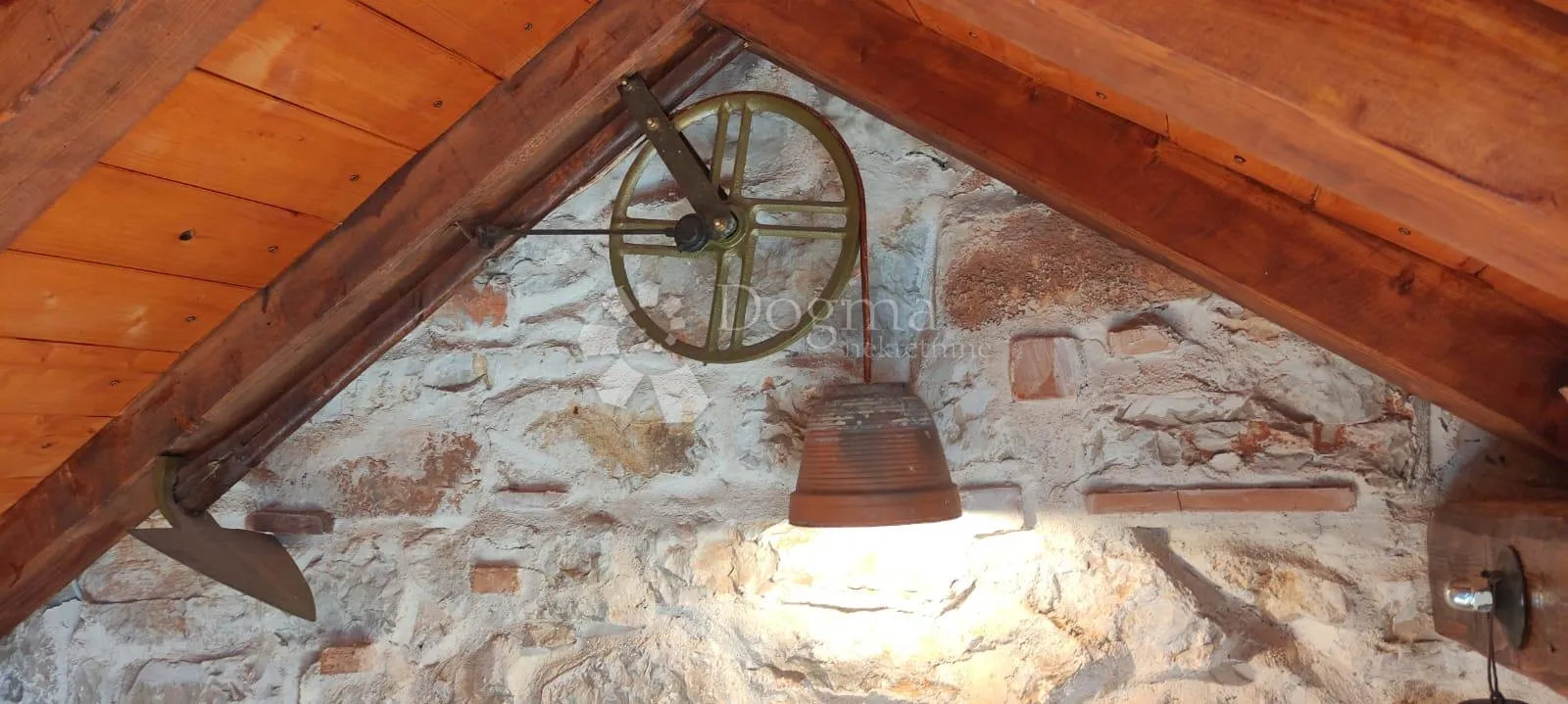 hvar, gdinj (bonkovići) – kamena idila s pogledom na more - slika 22