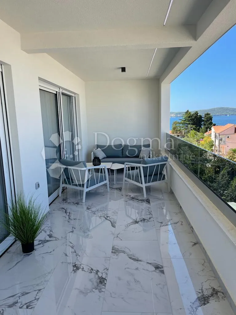 bibinje - potpuno opremljen penthouse s bazenom na krovnoj terasi - slika 19