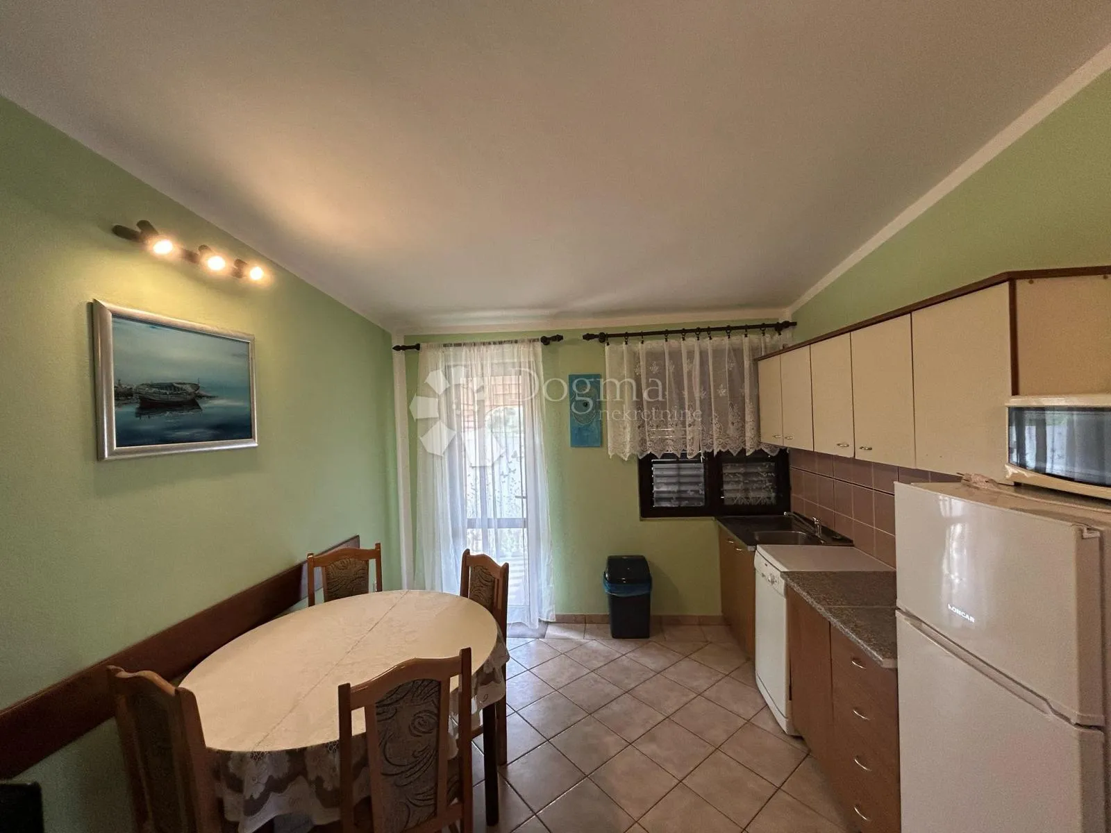 prekrasna kuća s više apartmana, 150 m od mora - slika 27