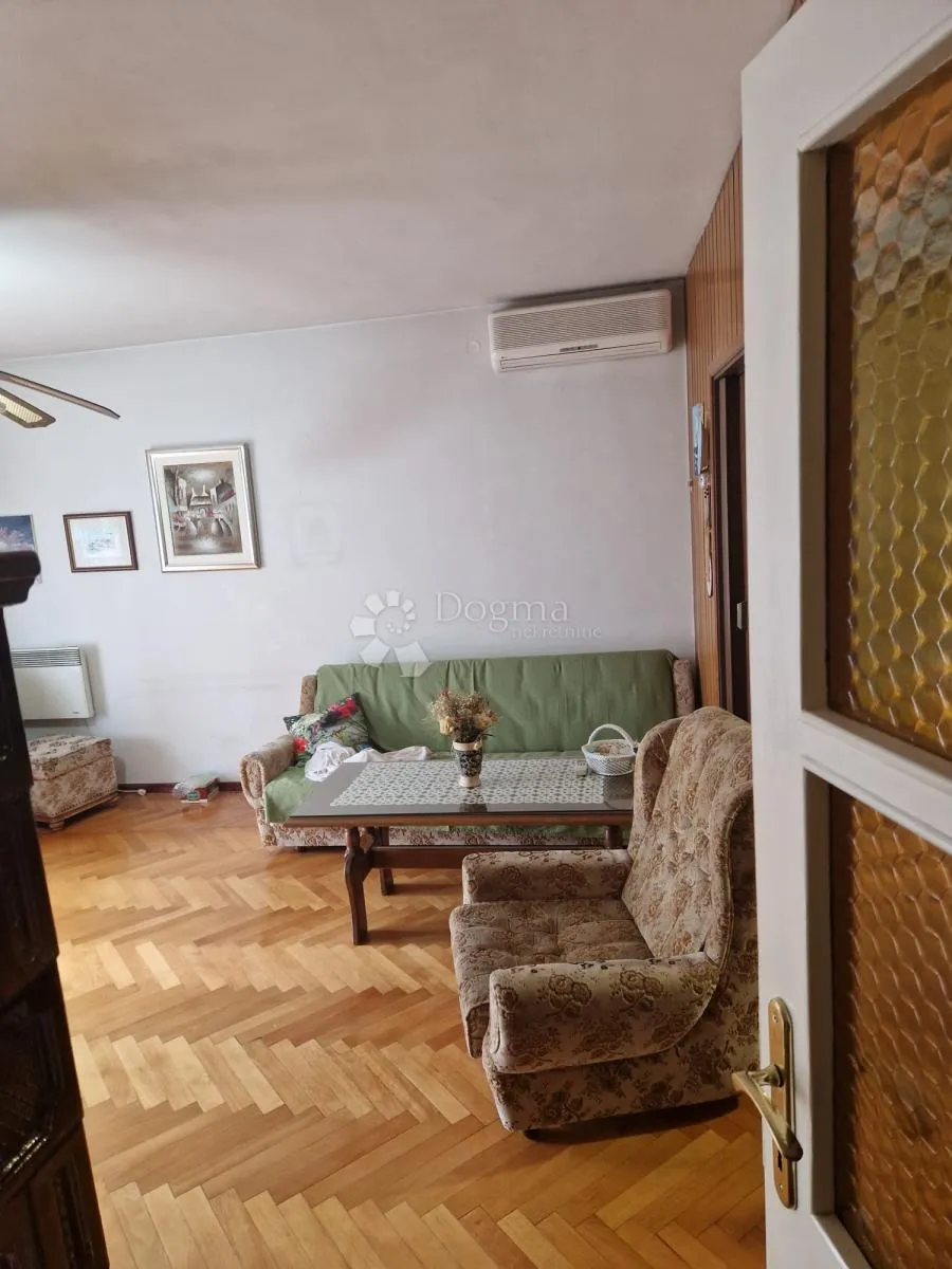 trogir - stan u prizemlju s dvije spavaće sobe - slika 6