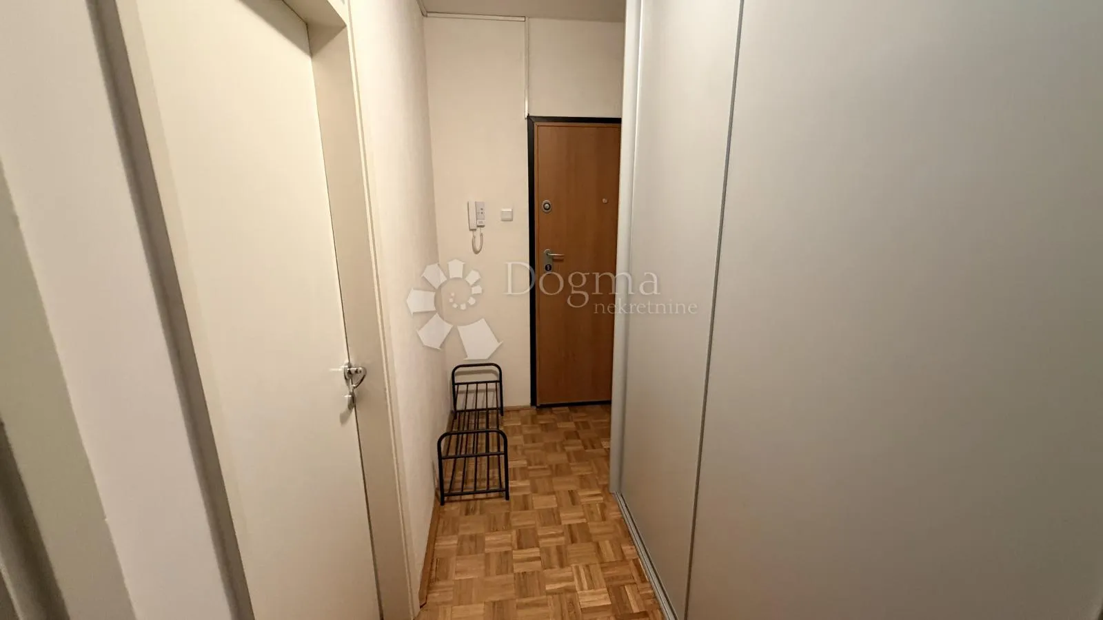 najam stana sopot, 42,46m2, db+1s, 3.kat, lift - slika 18