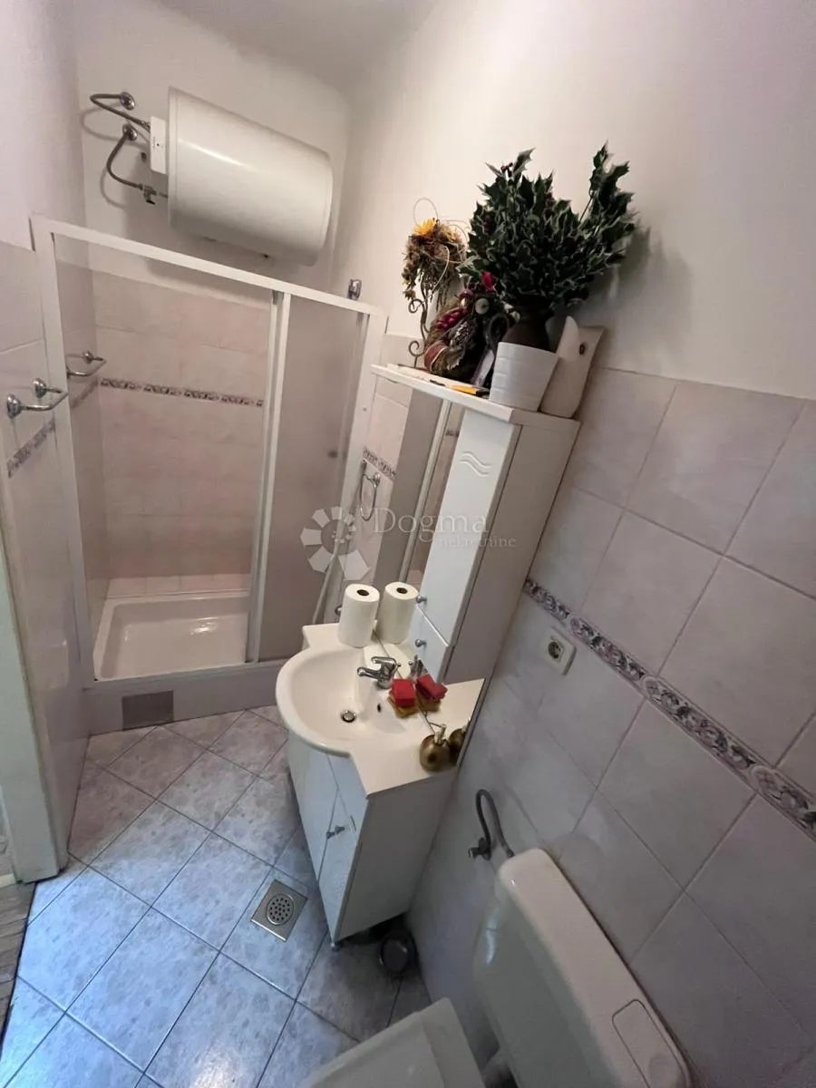 centar, opatija - stan s dvorištem - slika 9