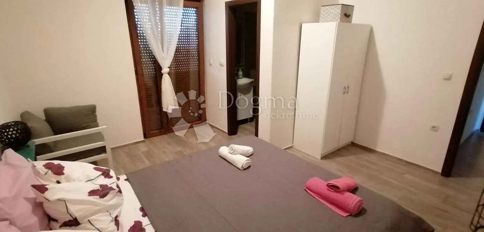 vrhunska nektretnina na krku - slika 25