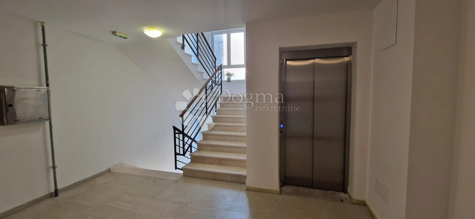 novogradnja: stan 44 m² kod city malla s parkingom - slika 11