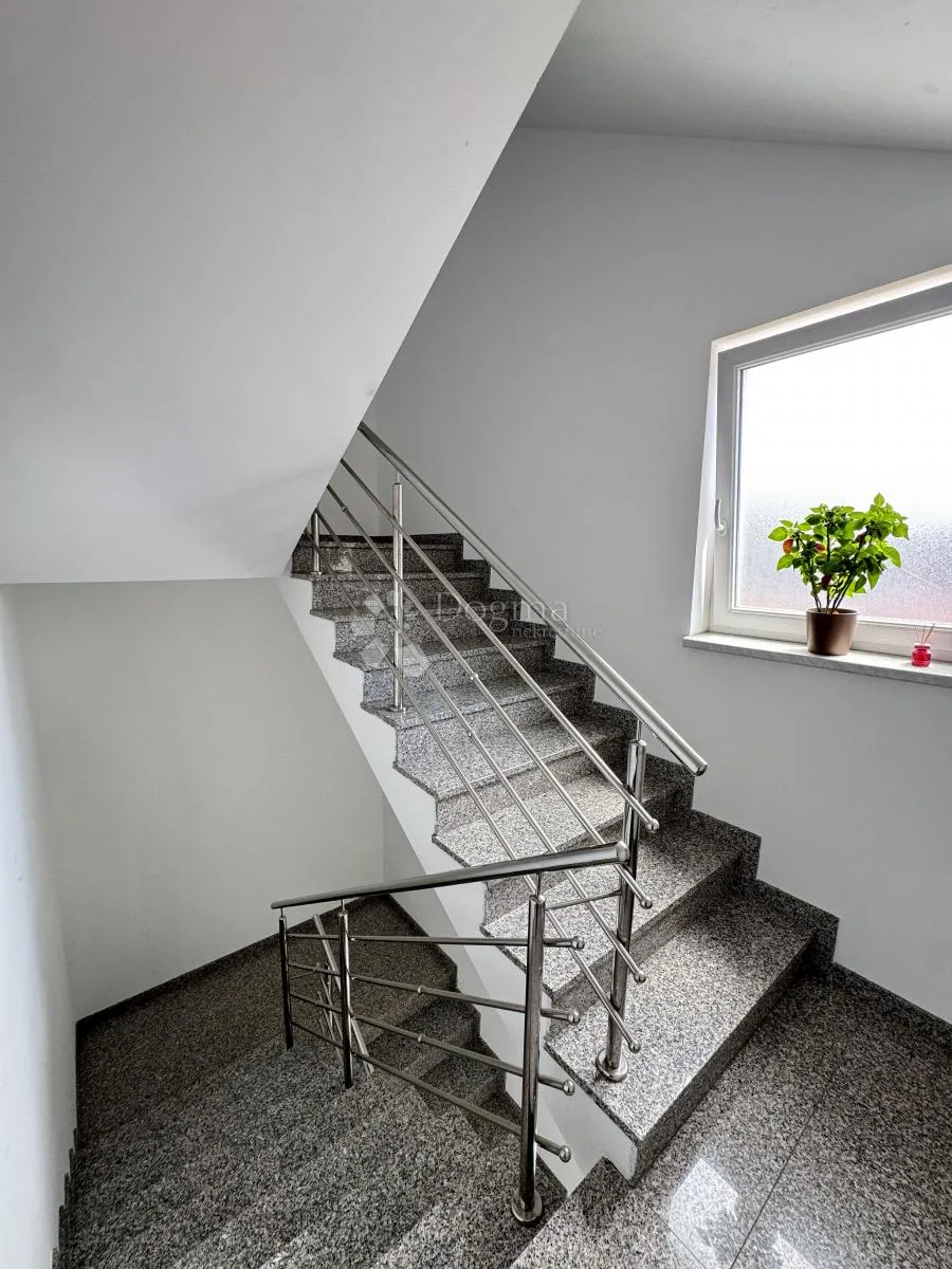 poslovni ured – trakošćanska, trešnjevka - slika 12