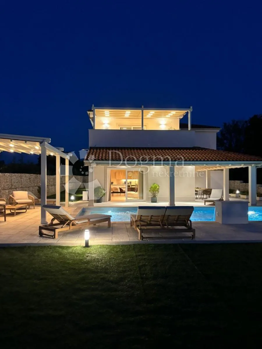 villa s bazenom! jedinstvena na tržištu, provjerite zašto - slika 39