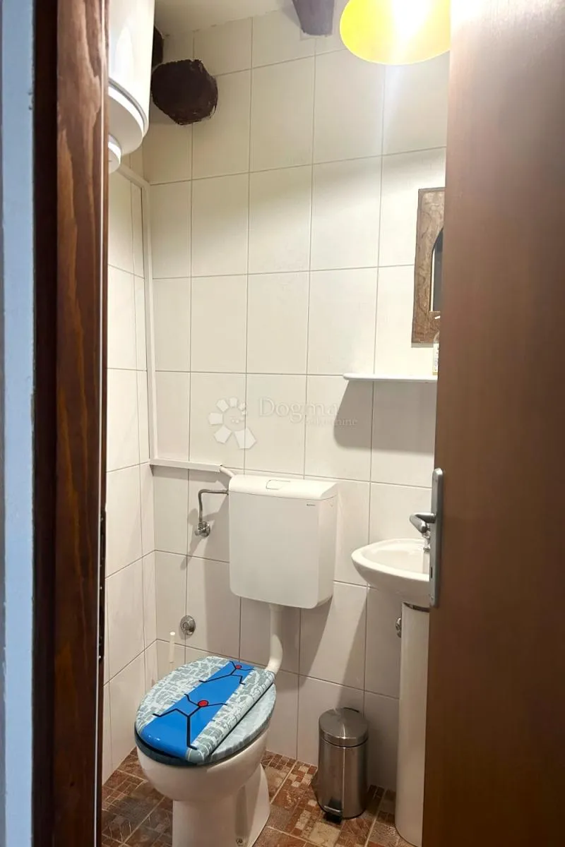 rovinj – unikatna kuća s vrtom u srcu starog grada - slika 35