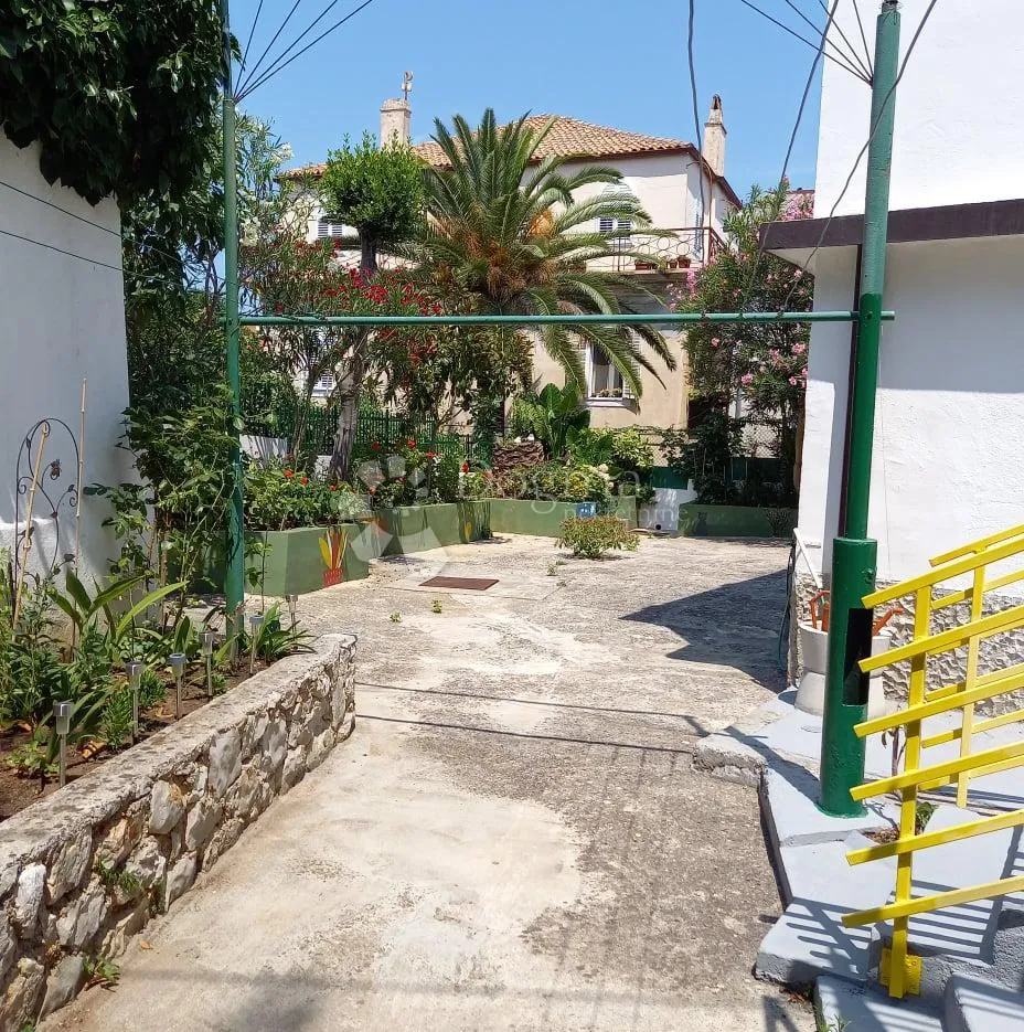 mali lošinj, vrlo tražena lokacija! - slika 3