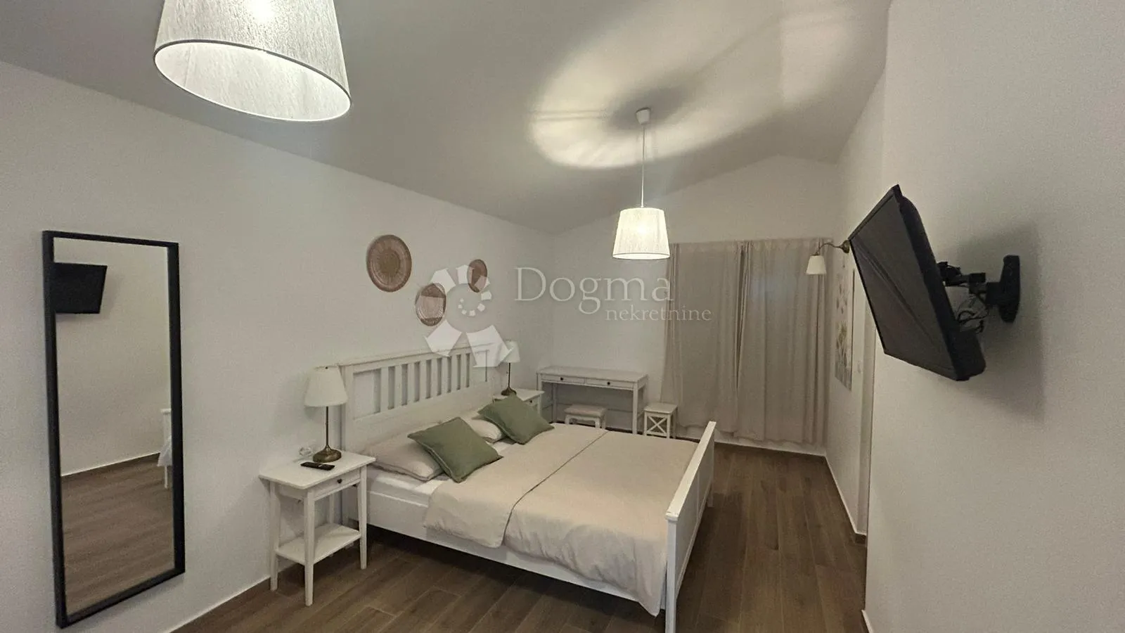 prilika! rustikalna villa - barban okolica - slika 9