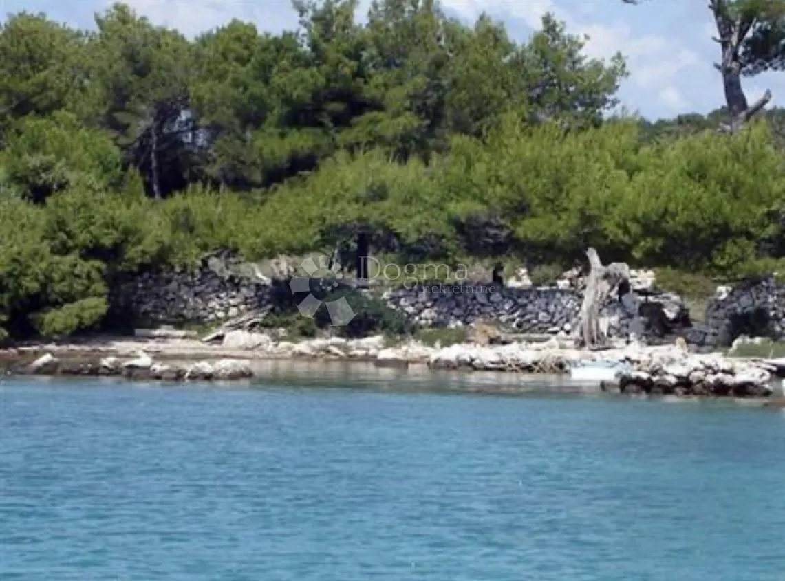 interesantna i posebna lokacija! otok babac-građevinsko zemljište! - slika 4