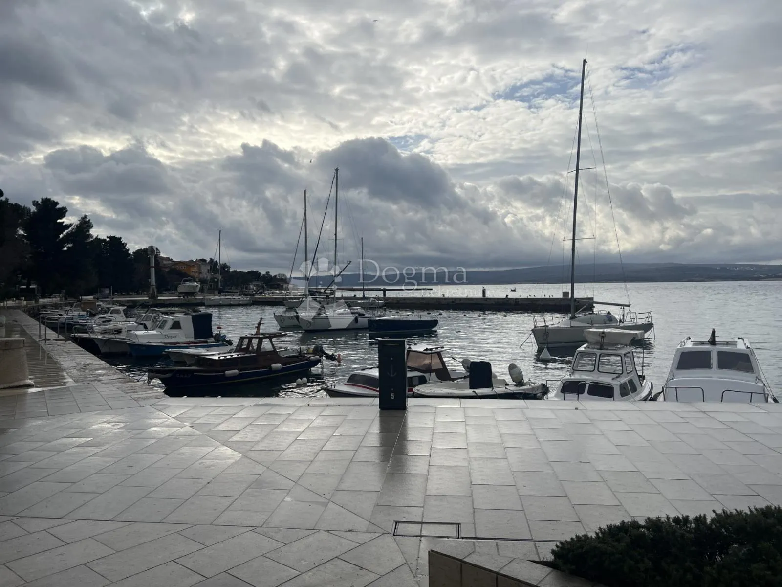 selce crikvenica kuća na moru - slika 2