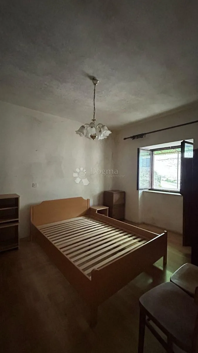 kuća za renovaciju s terasom s koje nećete željeti otići! - slika 22