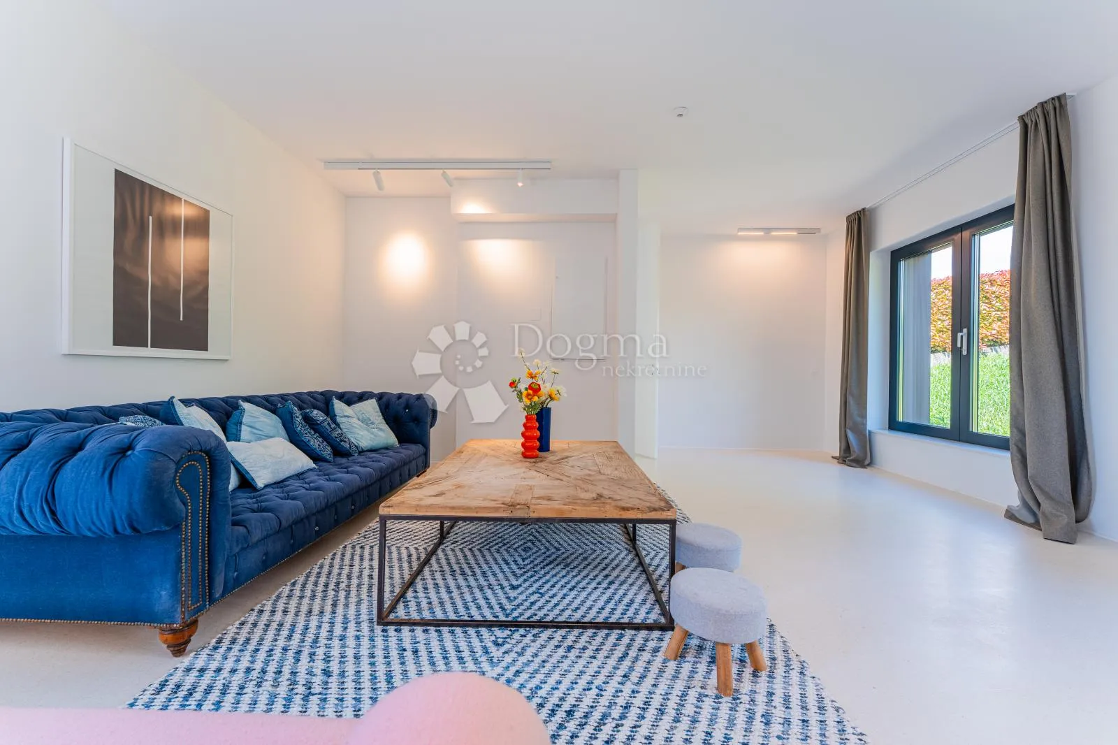 šestine – moderna vila 400 m² bazen zelenilo najam - slika 46