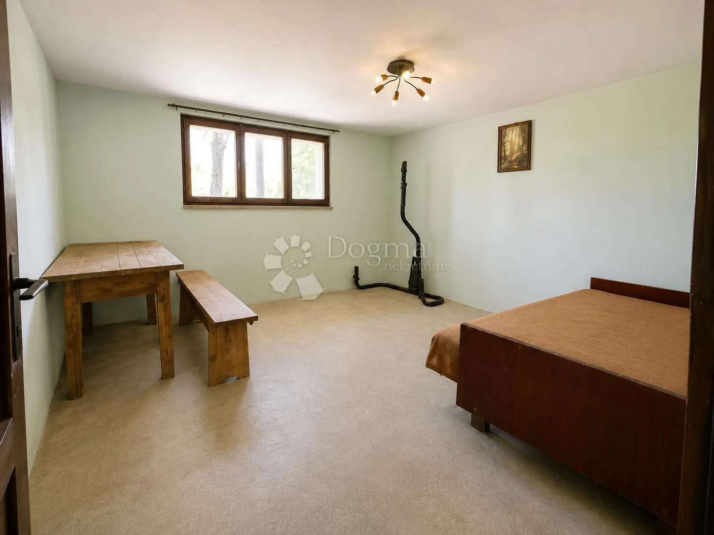 prodaja kuće s velikom okućnicom – javorje - slika 4