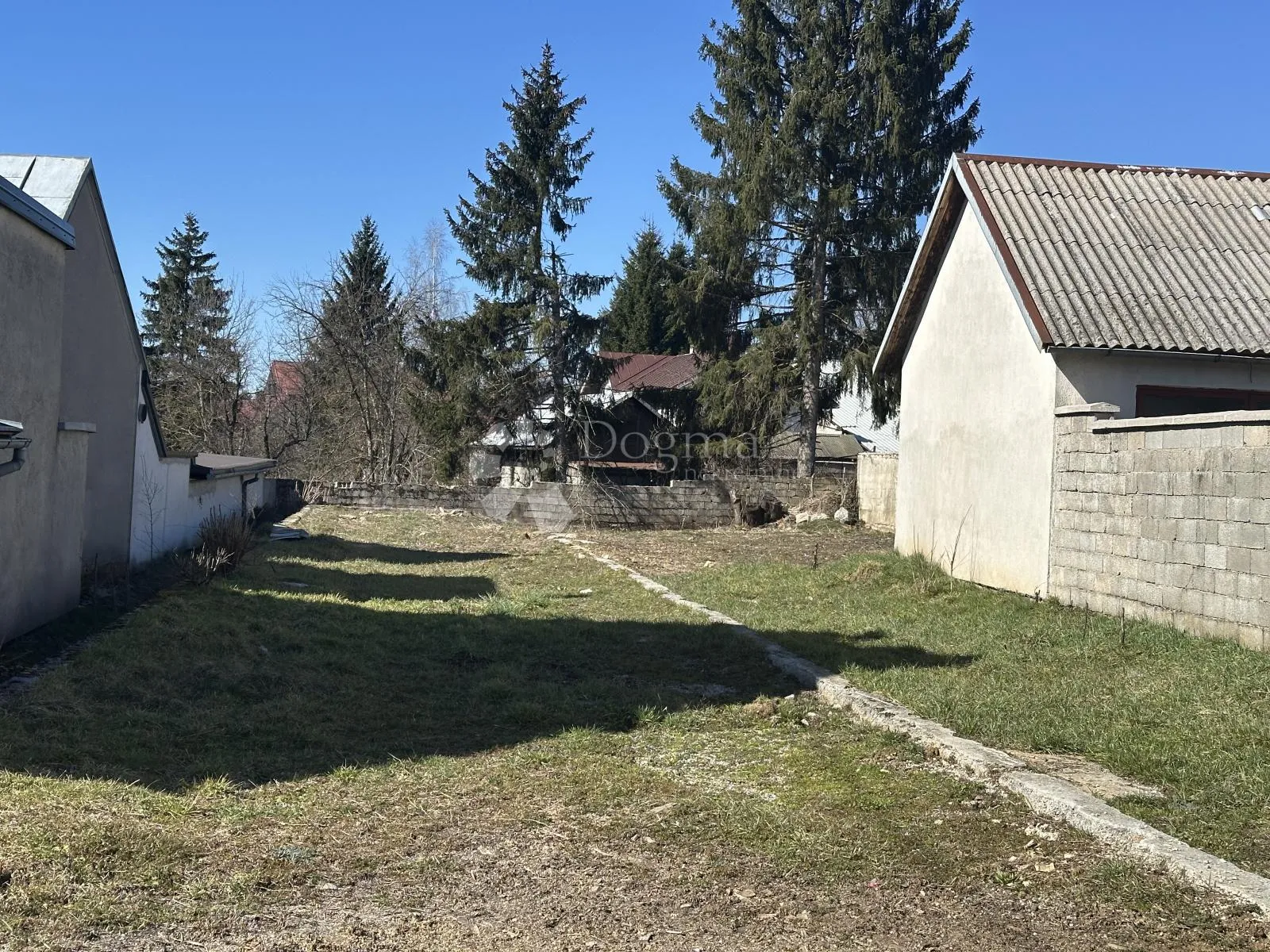 građevinsko zemljište na 600m od centra mirna lokacija - slika 3