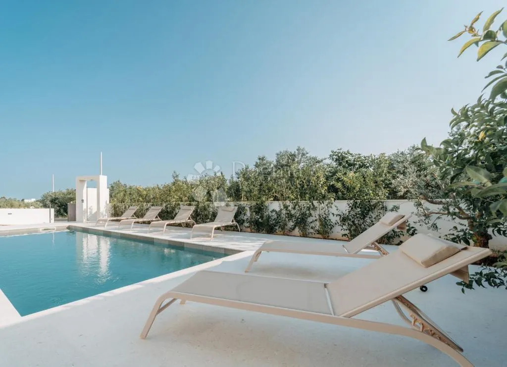 turanj - villa s bazenom, spremna za useljenje - 350m od mora - slika 4