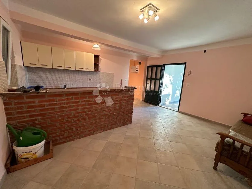 kuća uz more s predivnim pogledom i zelenilom , barić draga - slika 24