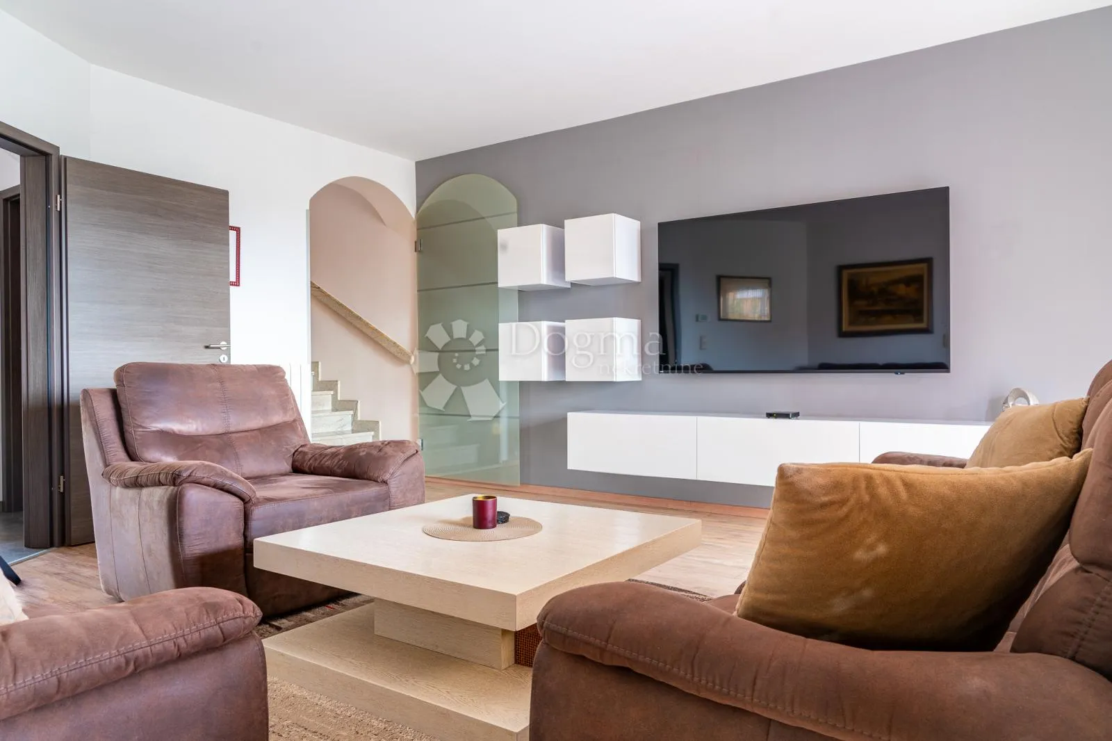 impozantna villa na trsatu - slika 7