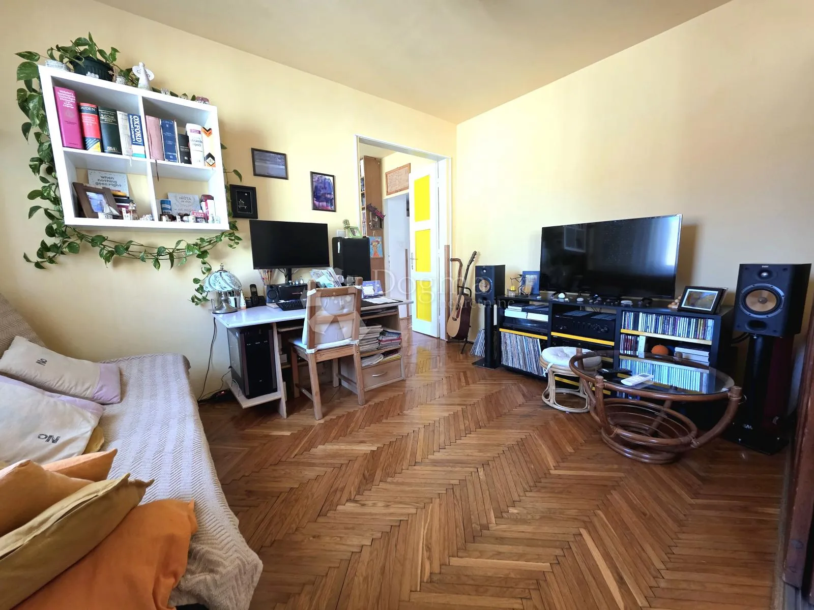 prodaja, stan, nkp 163m² s garažom i terasom, ivanić-grad, centar - slika 3