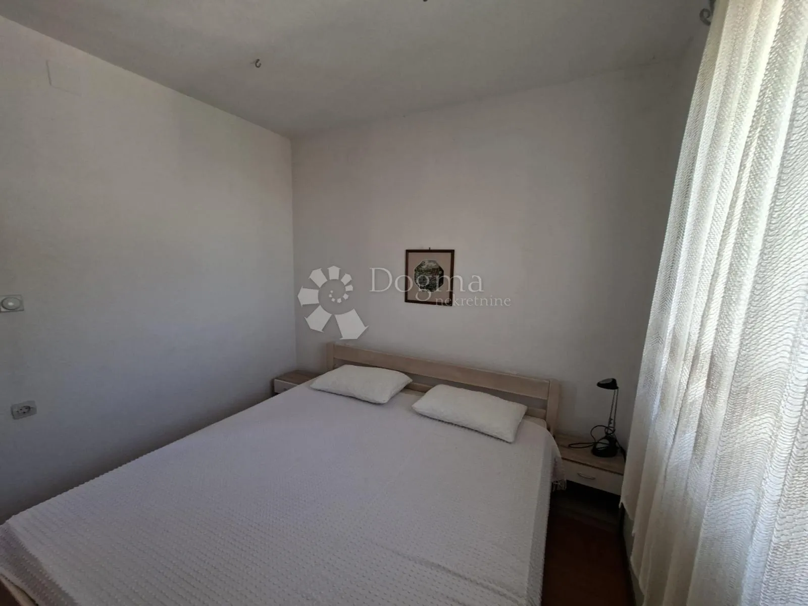 odličan apartman na otoku viru – svega 400 m od mora - slika 3