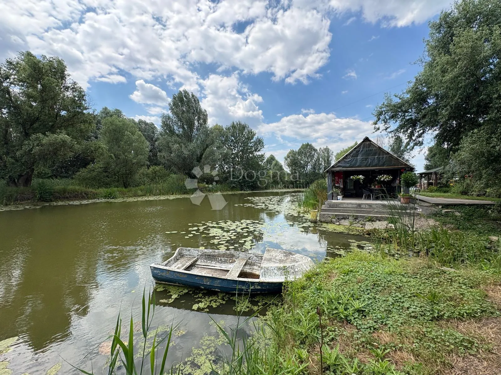 atraktivno imanje s ribnjakom i turističkim potencijalom - slika 38