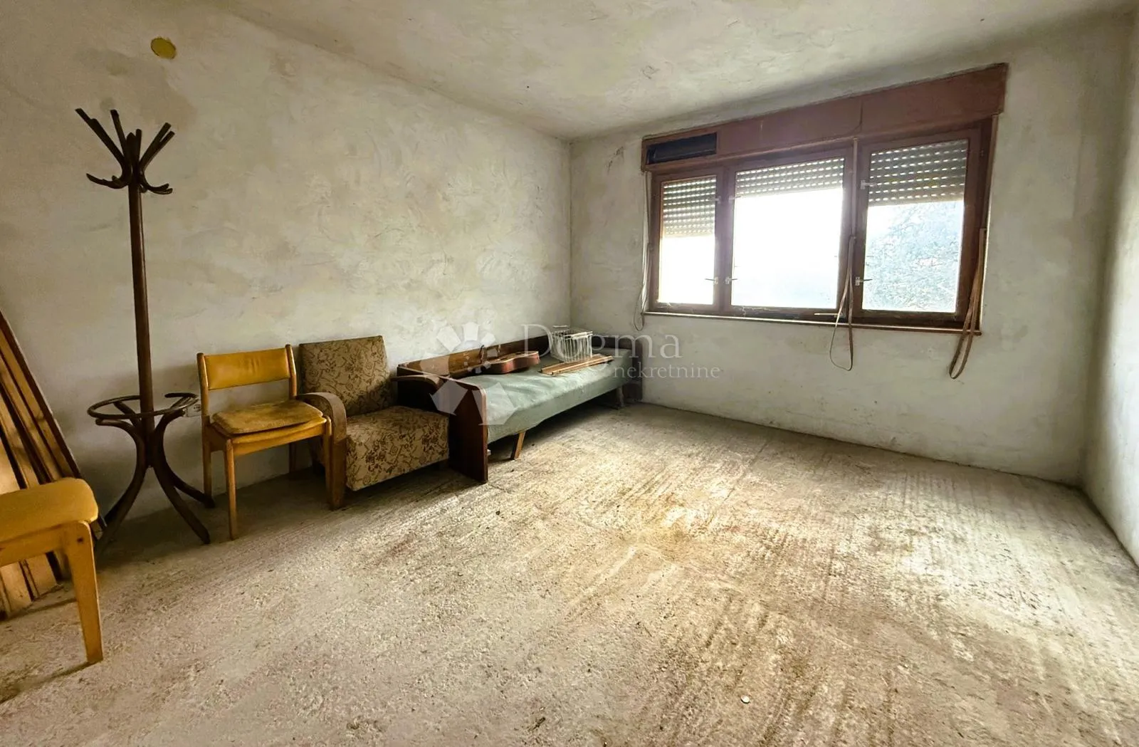 kuća za život i hobije - prostor, priroda i potencijal u strugi - slika 9