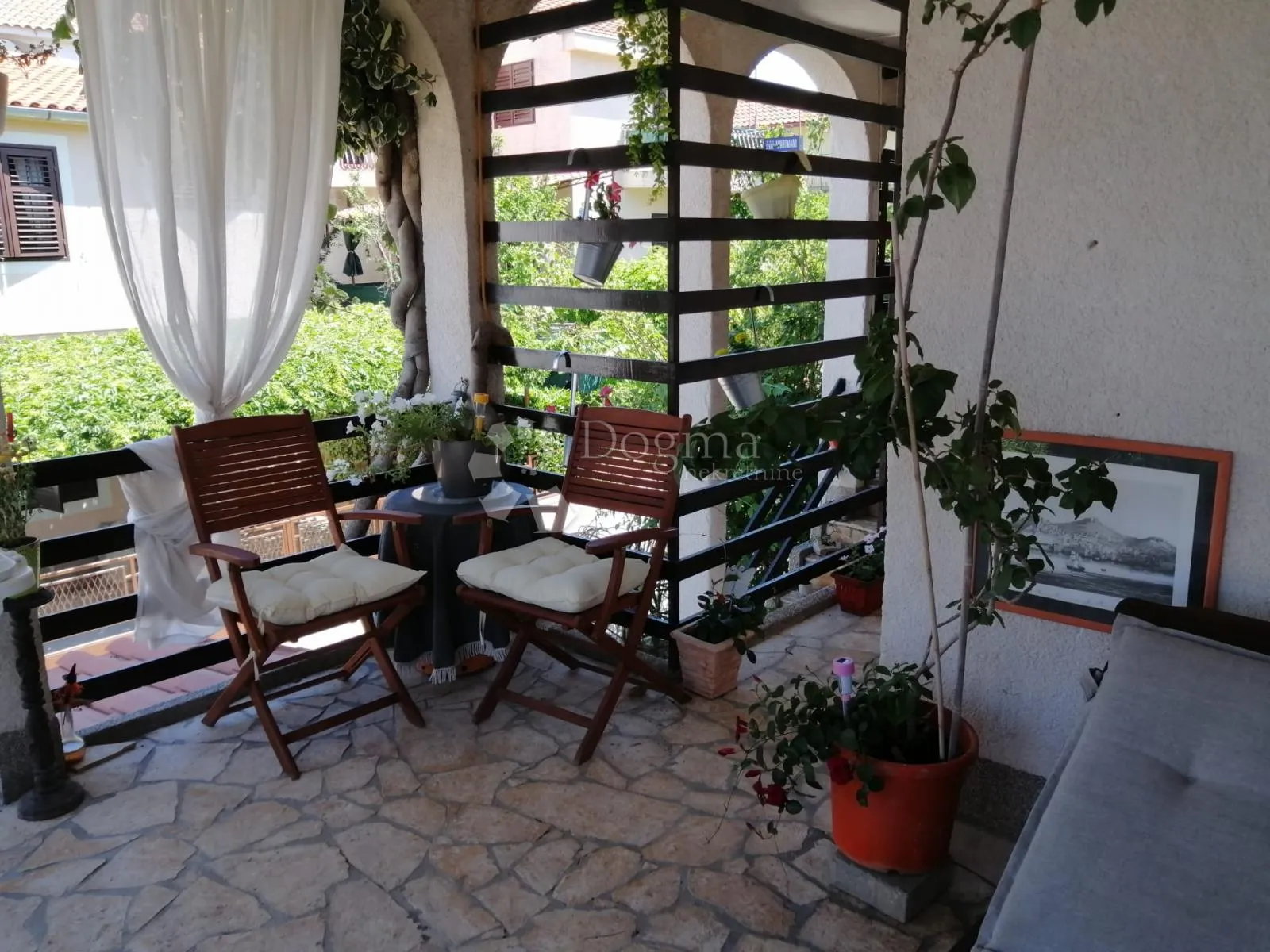 grebaštica - stan u kući - etažno vlasništvo - slika 2