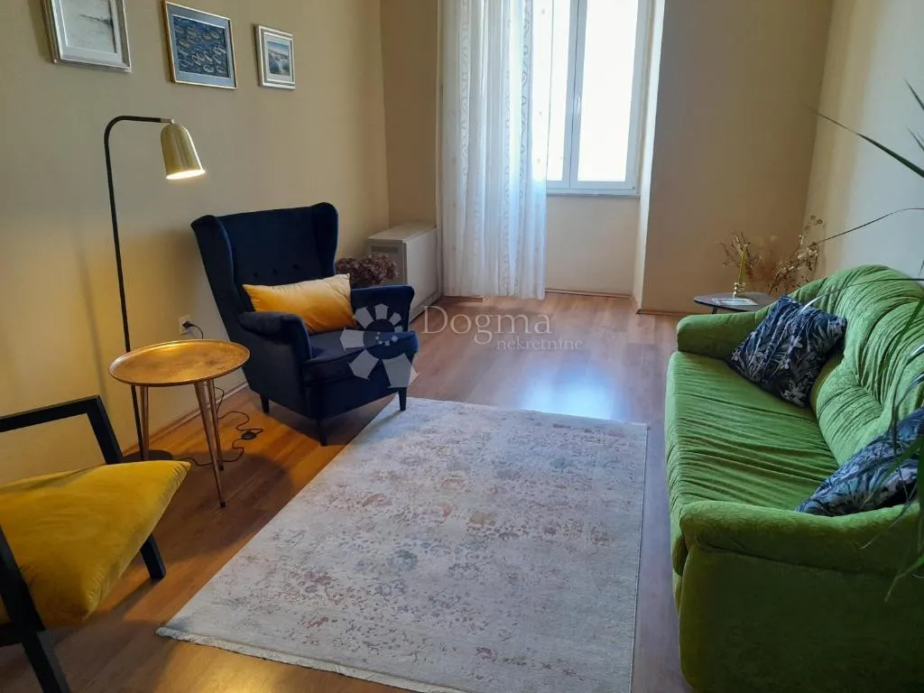 rijeka centar studio app 57m2 + 20m2 poslovni prostor - slika 6