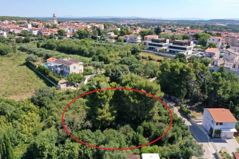 građevinsko zemljište 300m od mora - slika 8