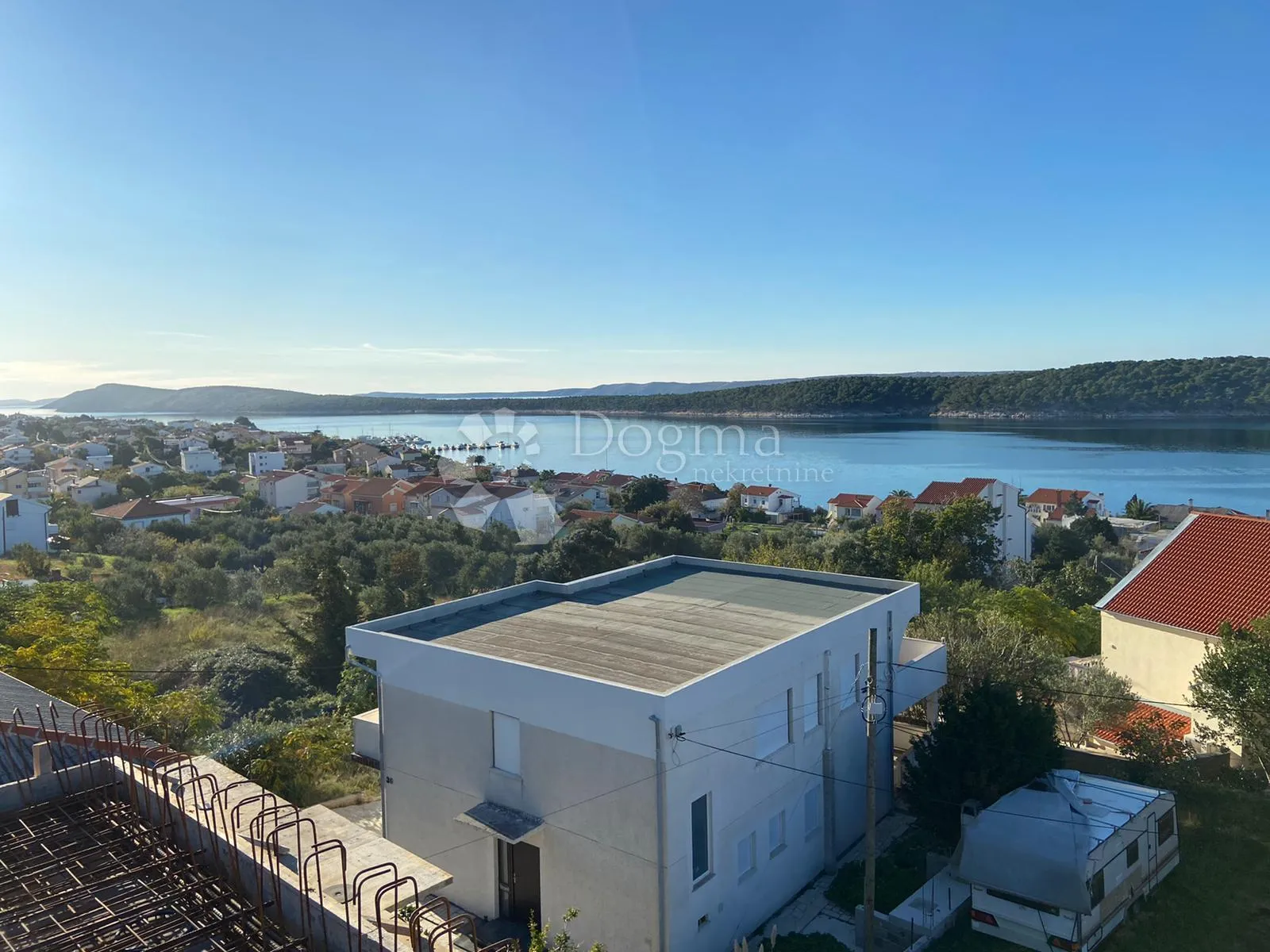 ekskluzivna villa sa 2 smještajne jedinice - slika 8