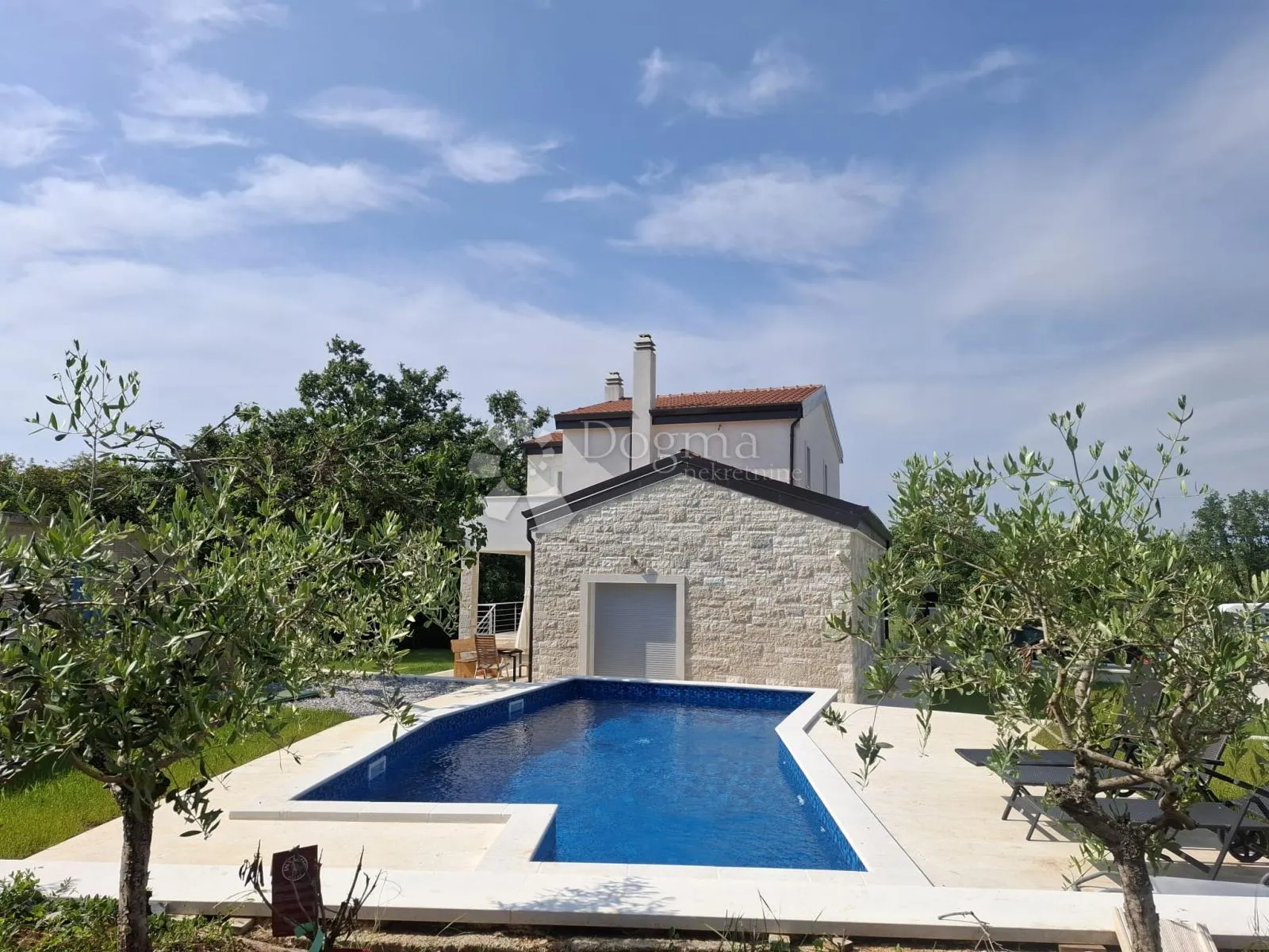 poreč - samostojeća vila na mirnoj lokaciji - slika 30