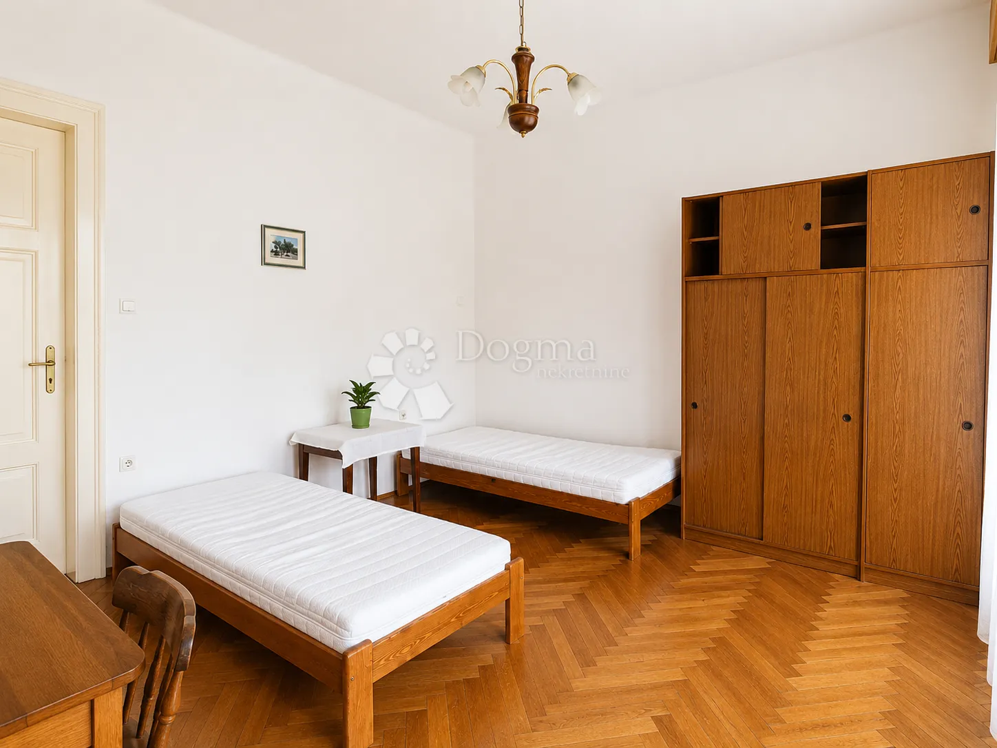 prostran studentski stan za najam – 95 m², podmurvice - slika 9
