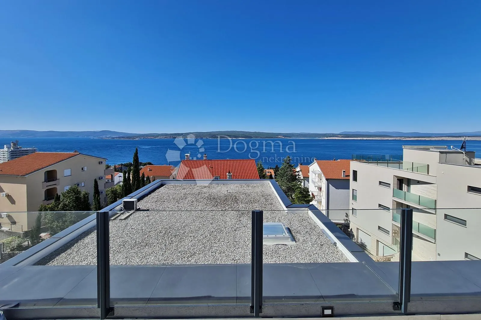 crikvenica ,penthouse 3s+db,velika garaža - slika 14