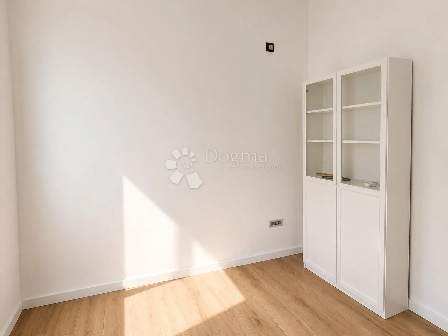 4-sobni stan palmotićeva 88m2 - slika 5