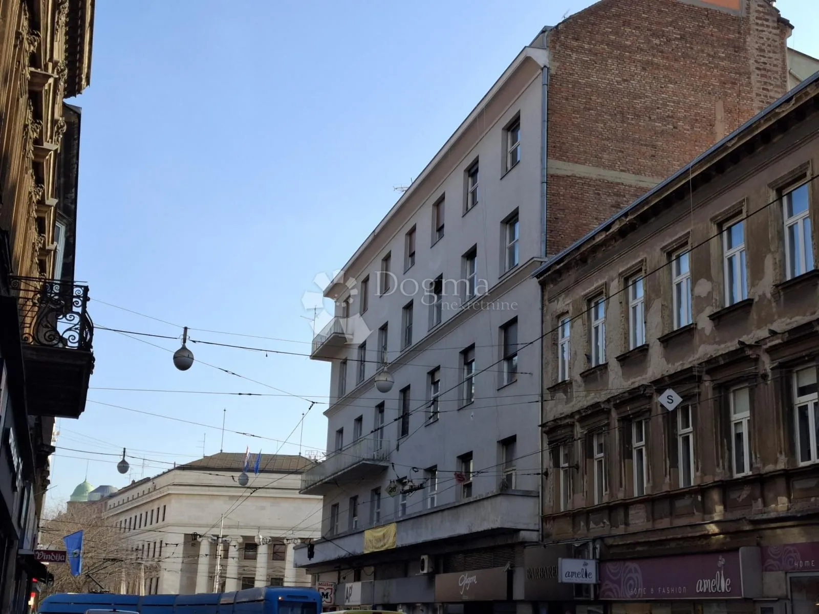 elegantna gradska rezidencija s terasom + vpm - slika 22