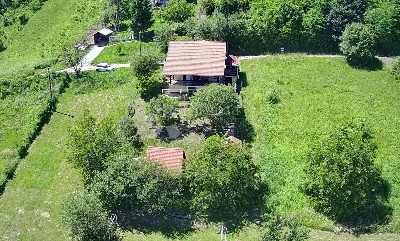 kuća s panoramskim pogledom na zagorje – namještena, bez ulaganja, idealna za život ili turistički najam - slika 47