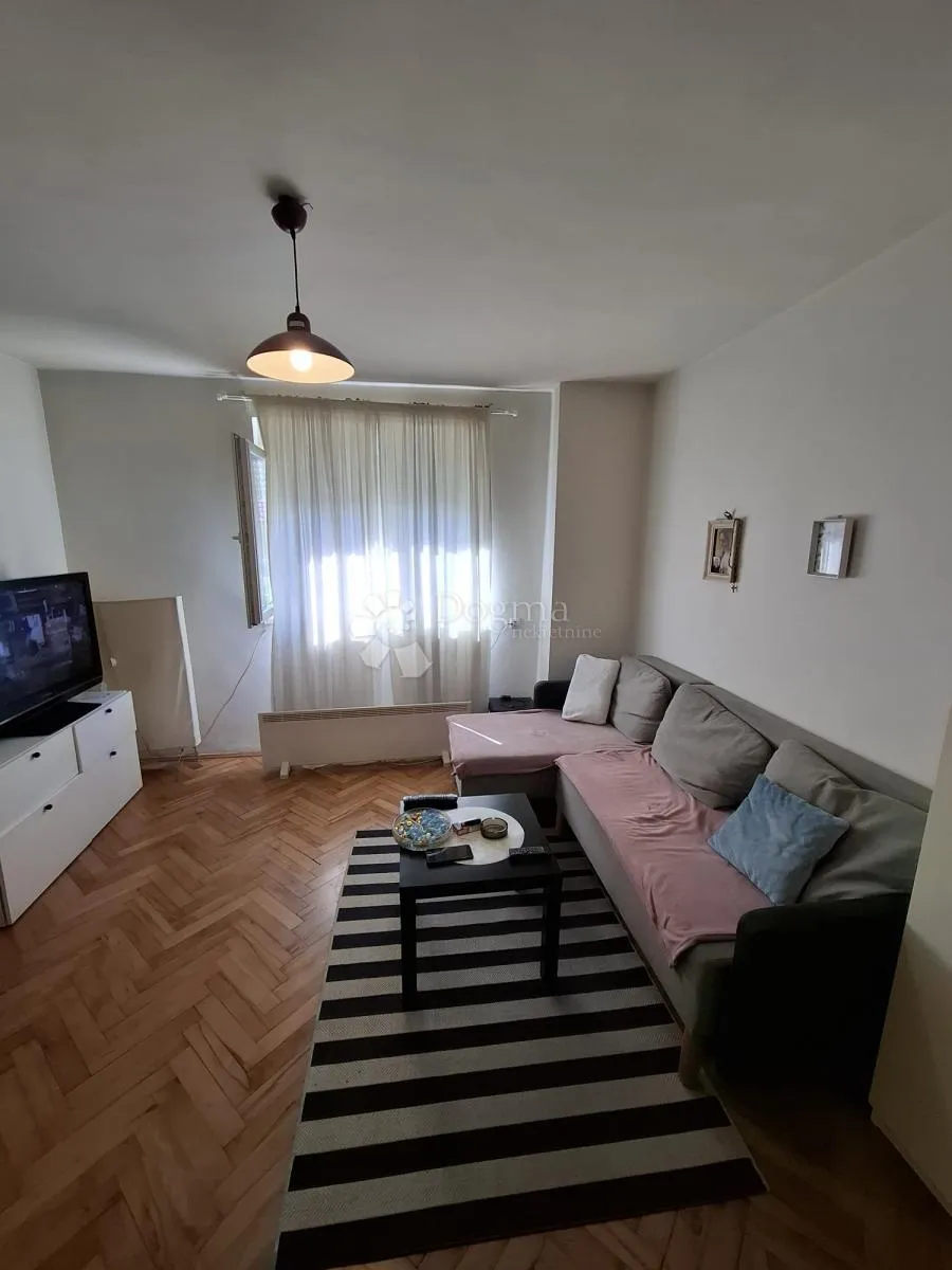 kuća s dvorištem vrapče, parcela 240 m², 2 cjeline - slika 3