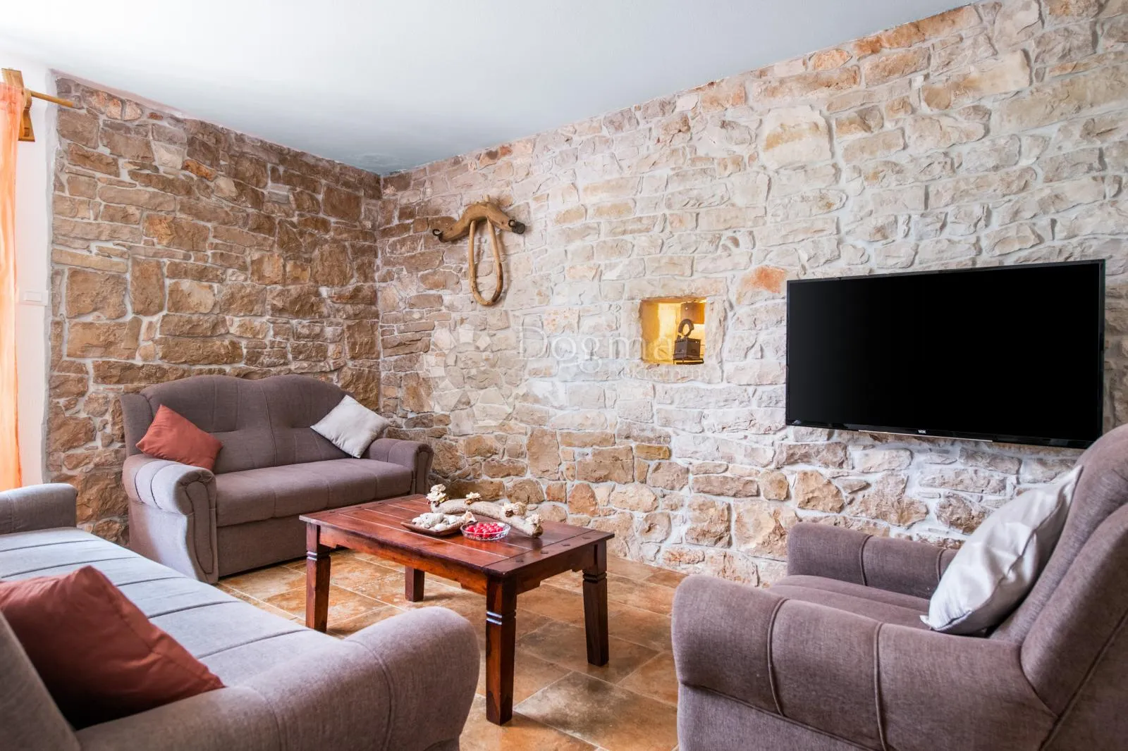 autentična vila istarskog šarma s bazenom, jaccuzzijem, i morem u blizini - slika 14