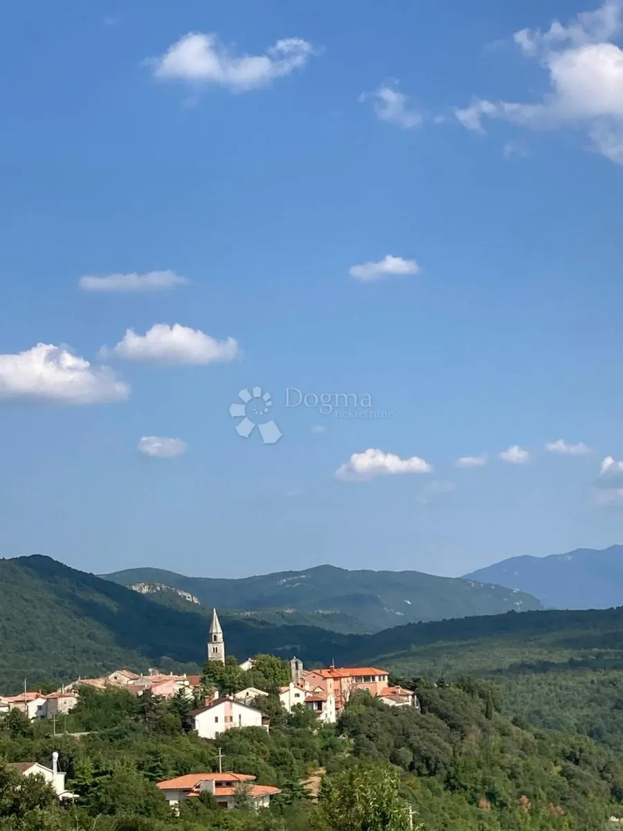 kuća s bazenom, 1000m2 okućnice, panoramski pogled - slika 34