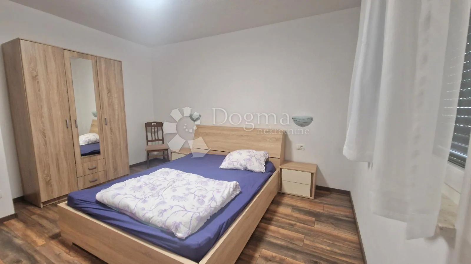 novogradnja sa 6 stambenih jedinica - slika 22
