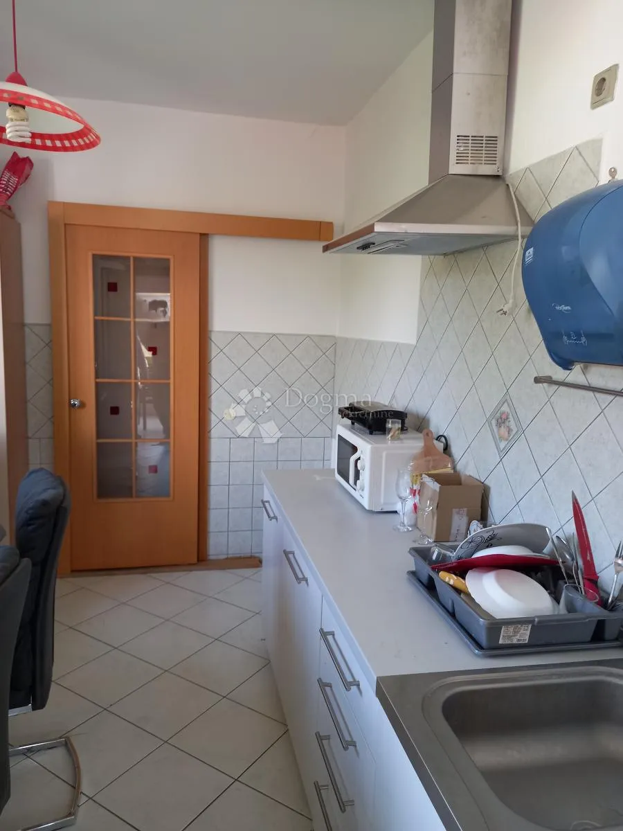 rijeka, martinkovac, stambeno poslovna zgrada - slika 26