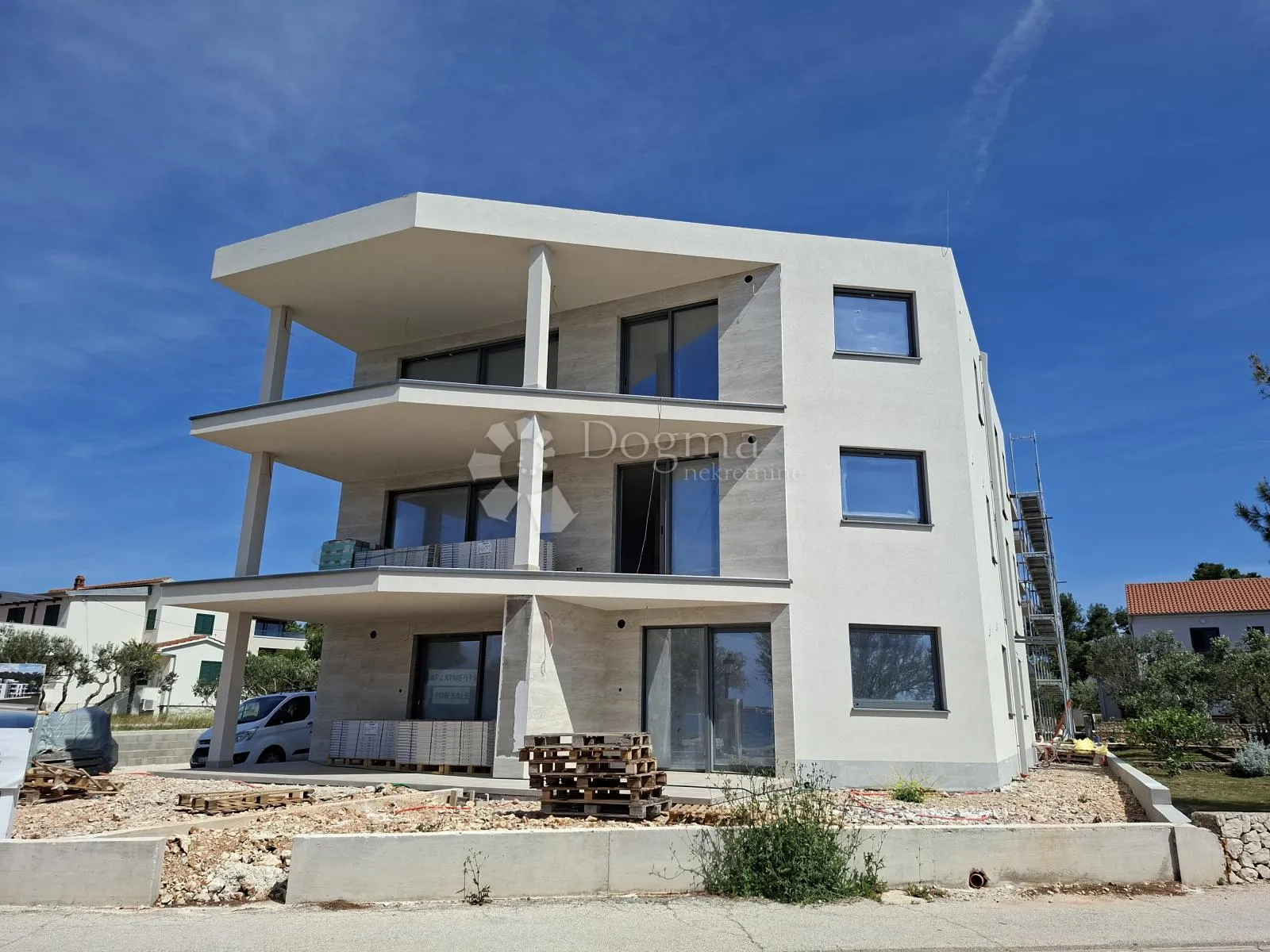 top prilika- apartman prvi red more - slika 3