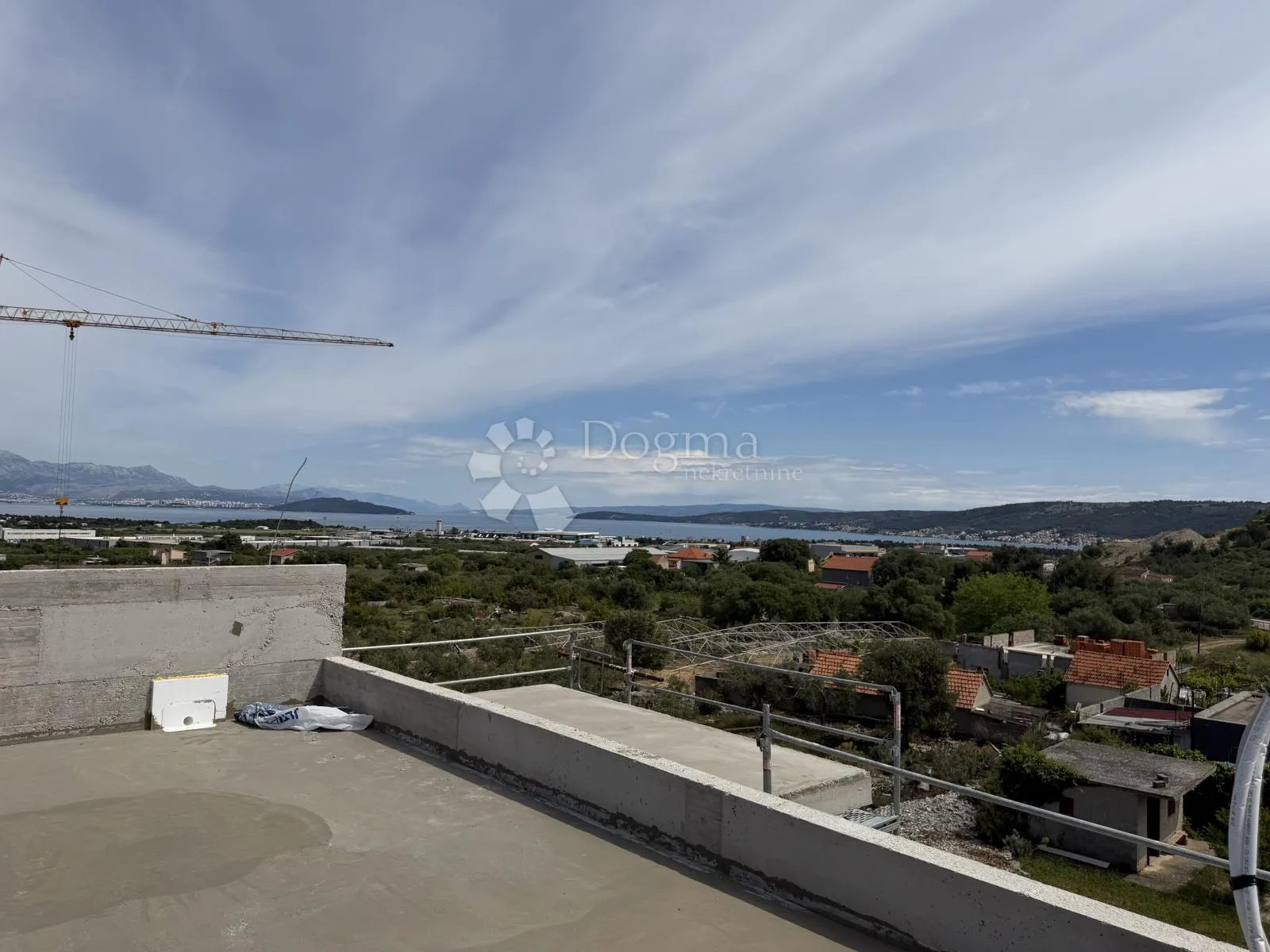 novo! dvosoban penthouse s velikom krovnom terasom s5 – plano, trogir - slika 5