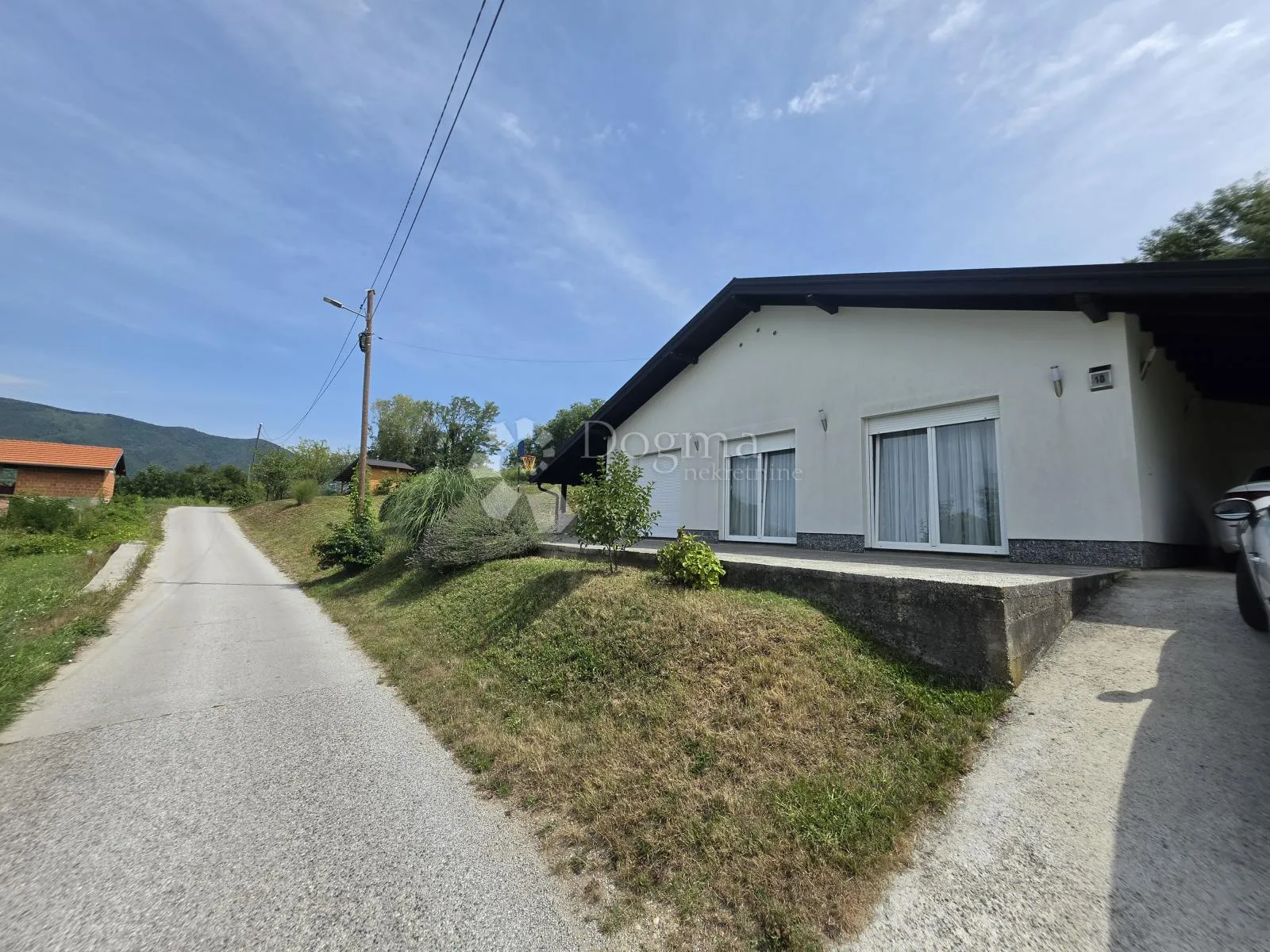 kuća s panoramskim pogledom između zaboka i krapine! - slika 22
