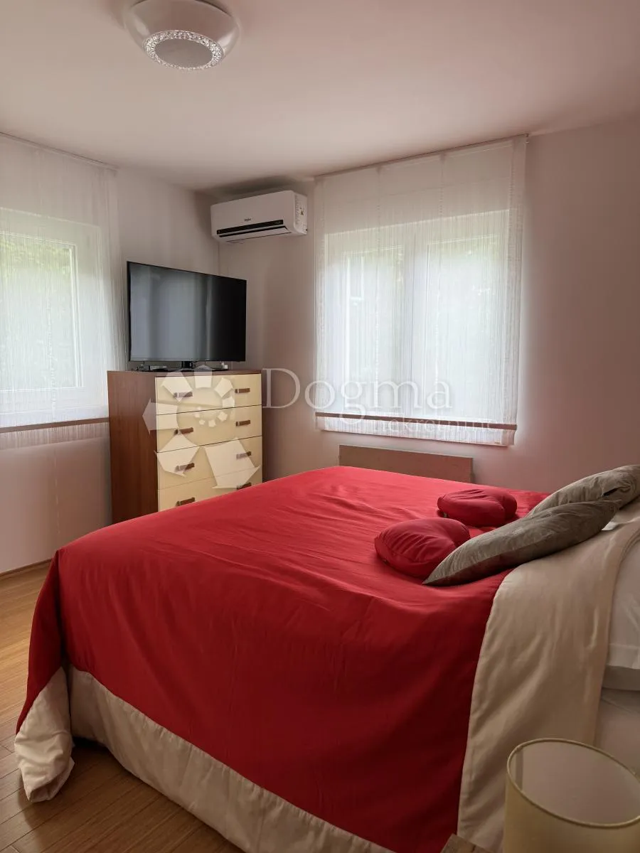 3s+db sa dvorištem i 2 parkirna mjesta-novouređen! - slika 25