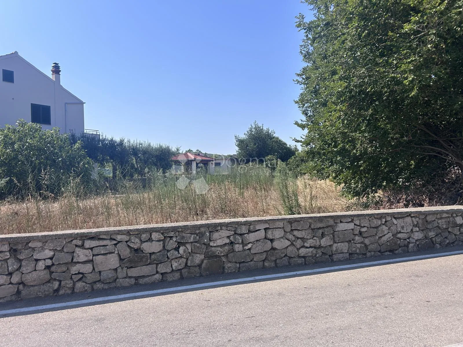 murter betina, moguća gradnja 1600 m2, prvi red - slika 3